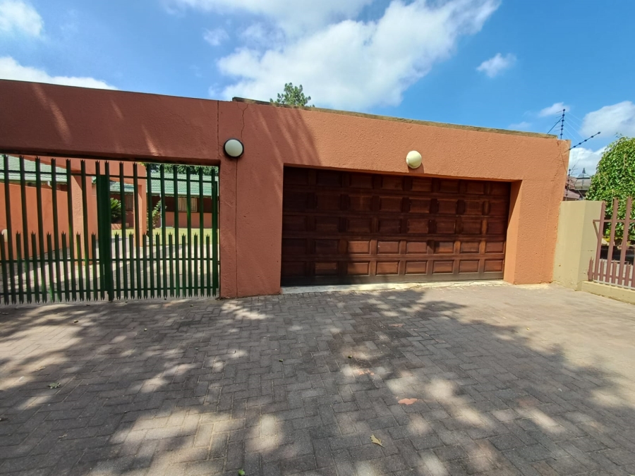 4 Bedroom Property for Sale in Sasolburg Ext 4 Free State